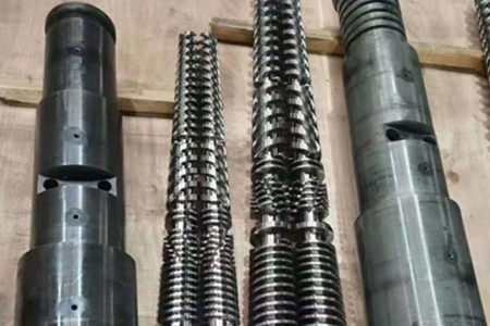 塑料擠出機(jī)螺桿機(jī)筒選型原則，掌握這幾點！